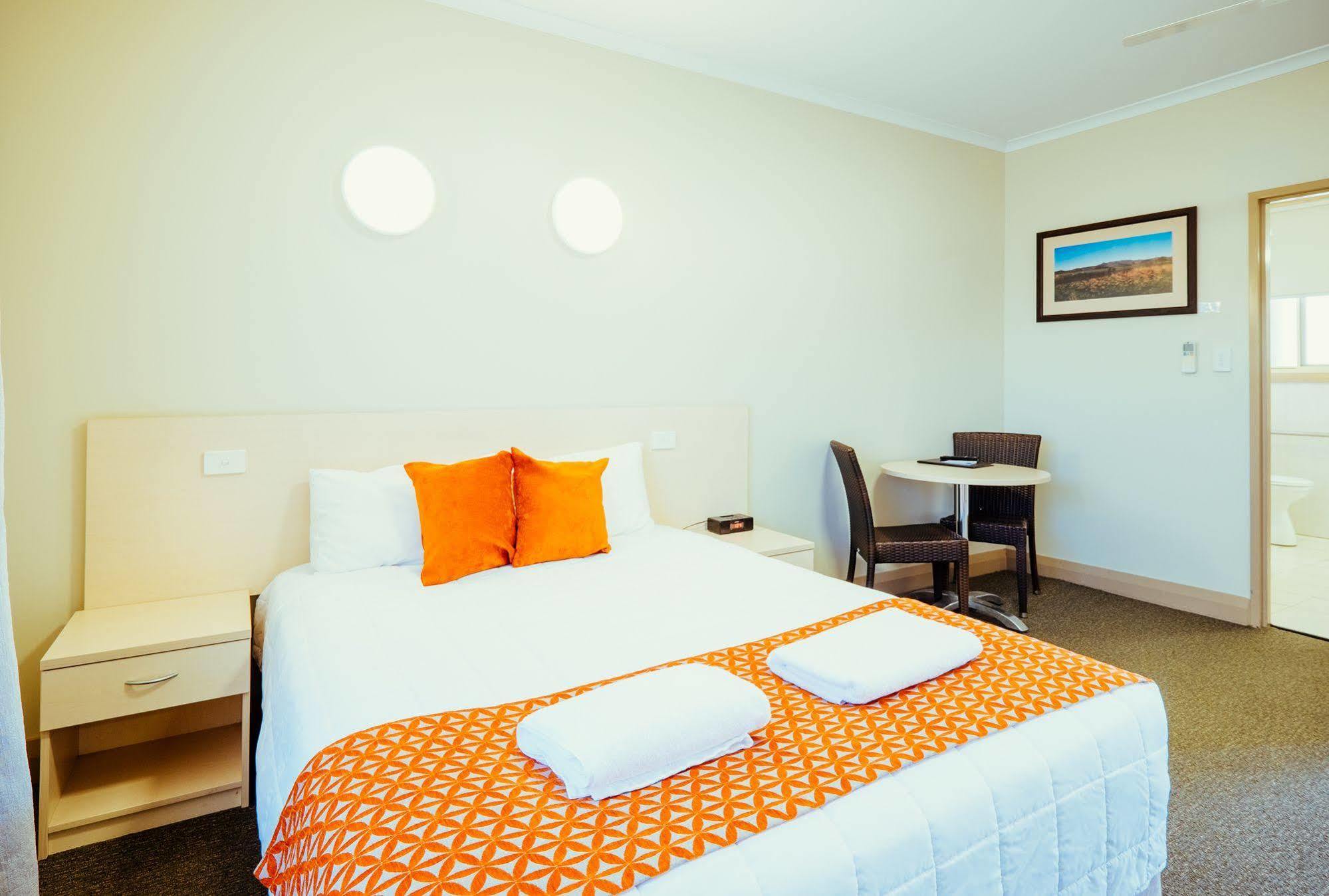 Club Motor Inn Narrabri Kültér fotó