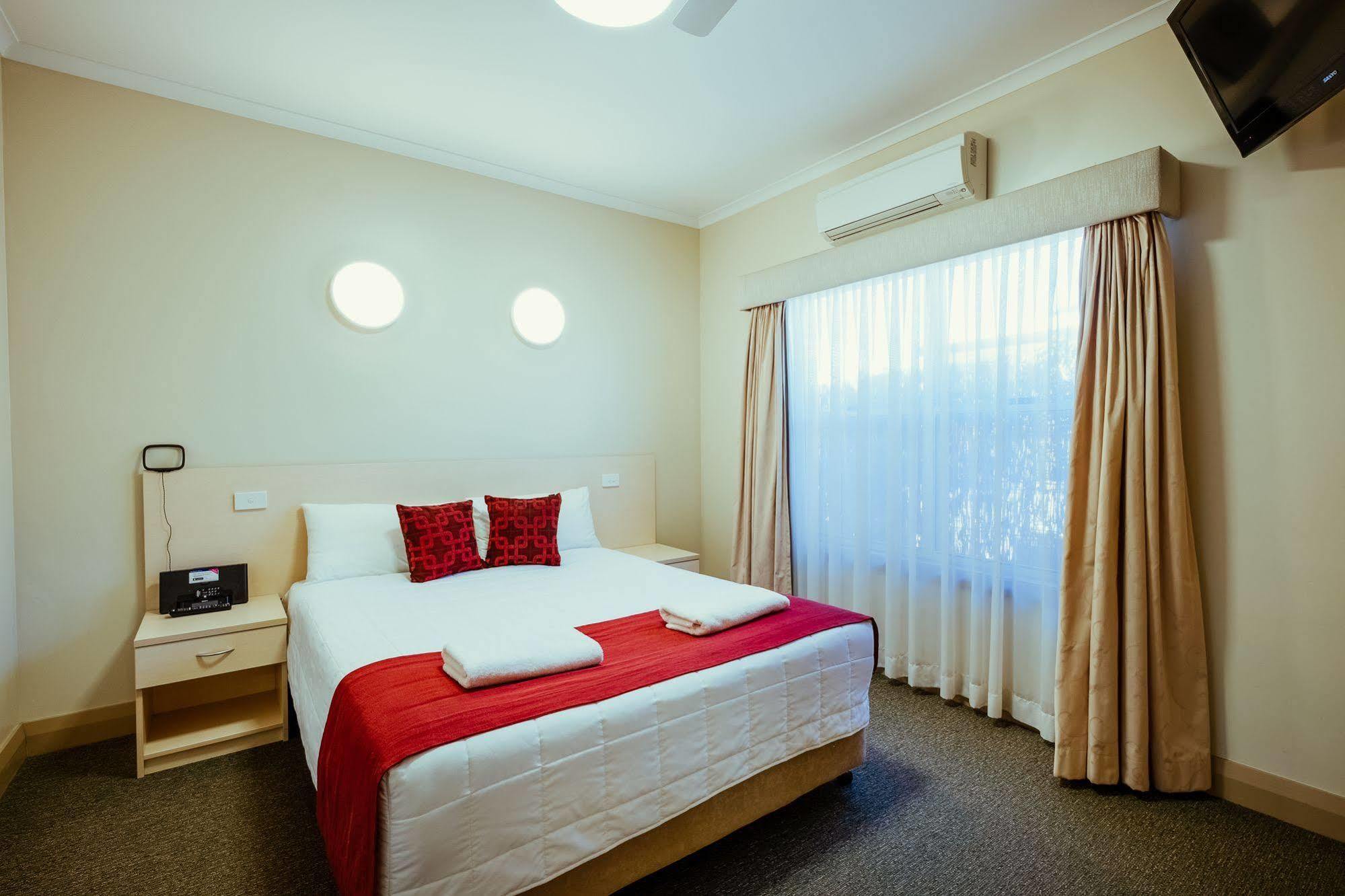 Club Motor Inn Narrabri Kültér fotó